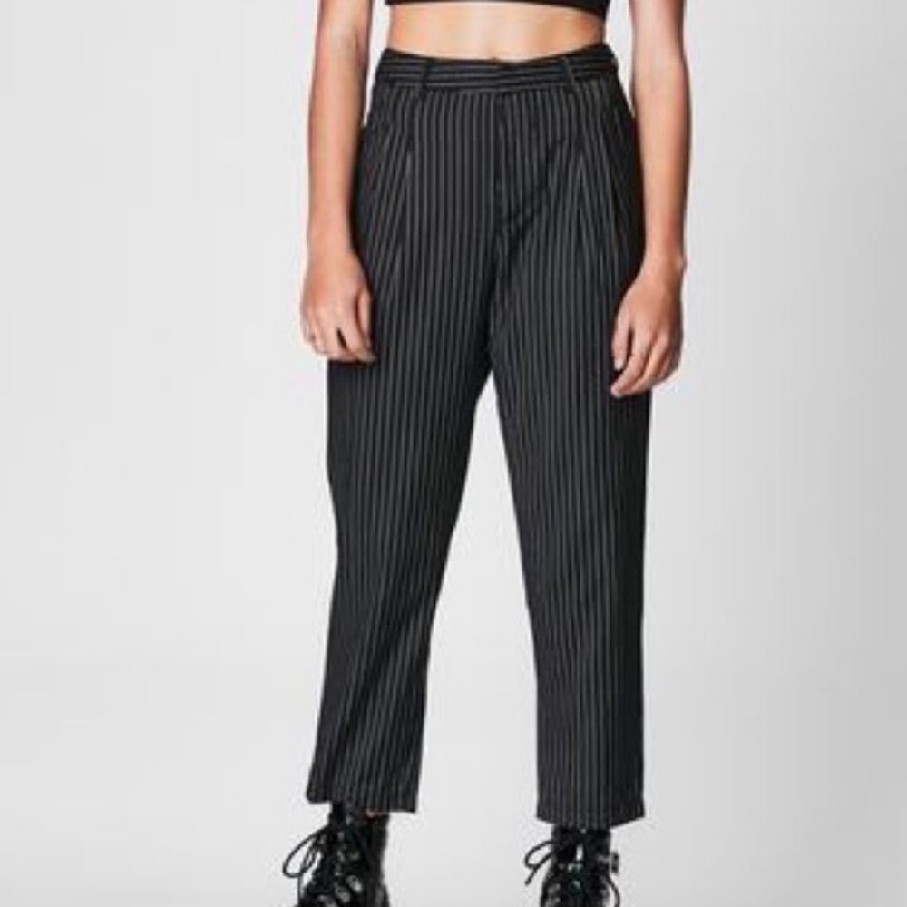 LF Seek The Label Pinstripe Pants Size XS NWT